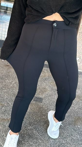 Yüksel bel sıyah pantolon